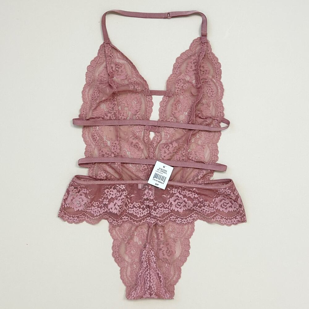 In Bloom By Jonquil SMALL Blush Pink Lace Sheer Sexy Bodysuit Teddy Lingerie NWT - Picture 3 of 7